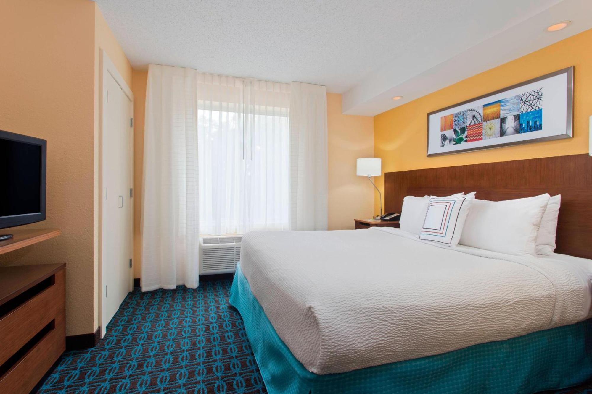 Fairfield And By Marriott Tampa Brandon