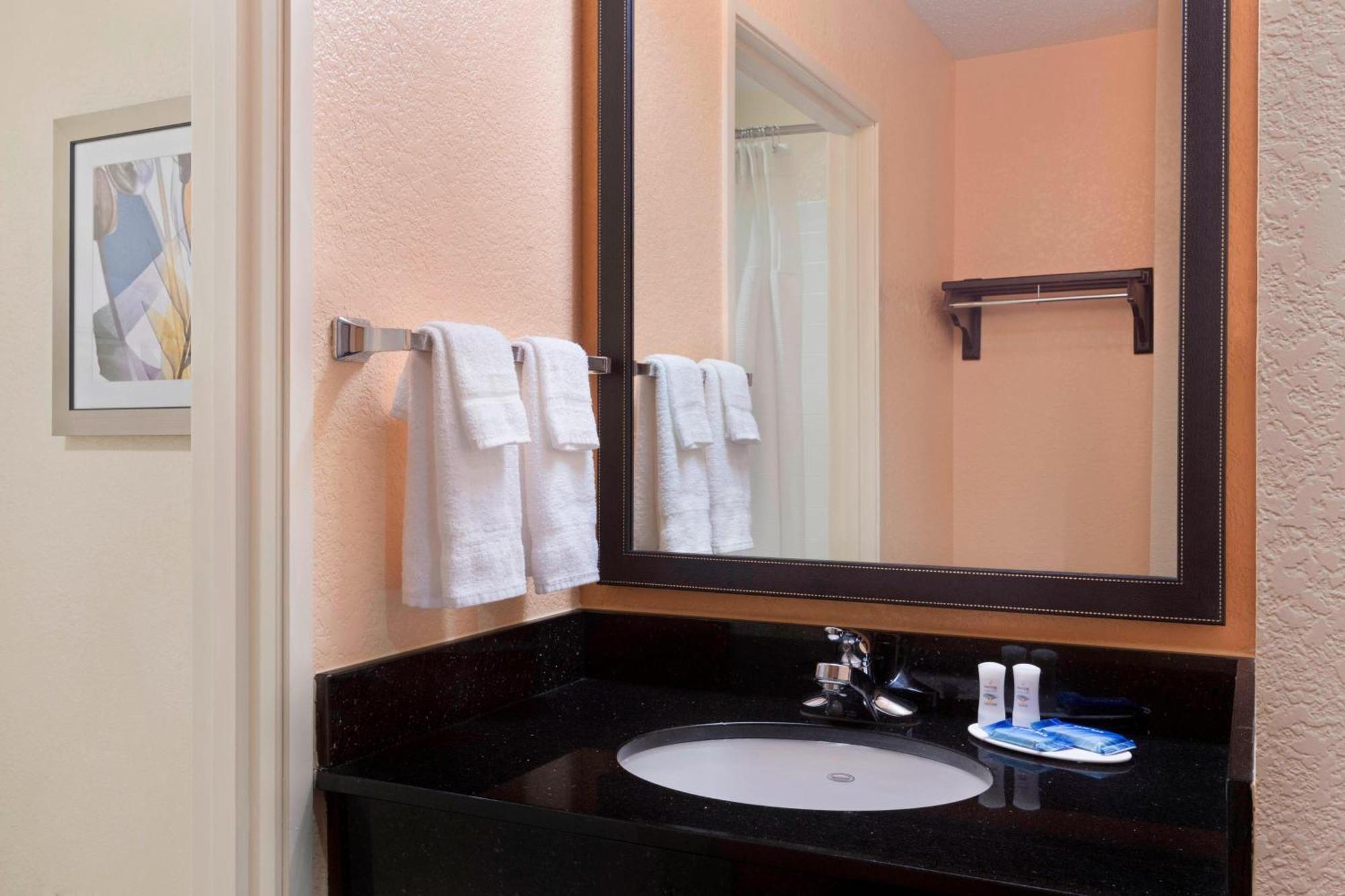 Fairfield And By Marriott Tampa Brandon