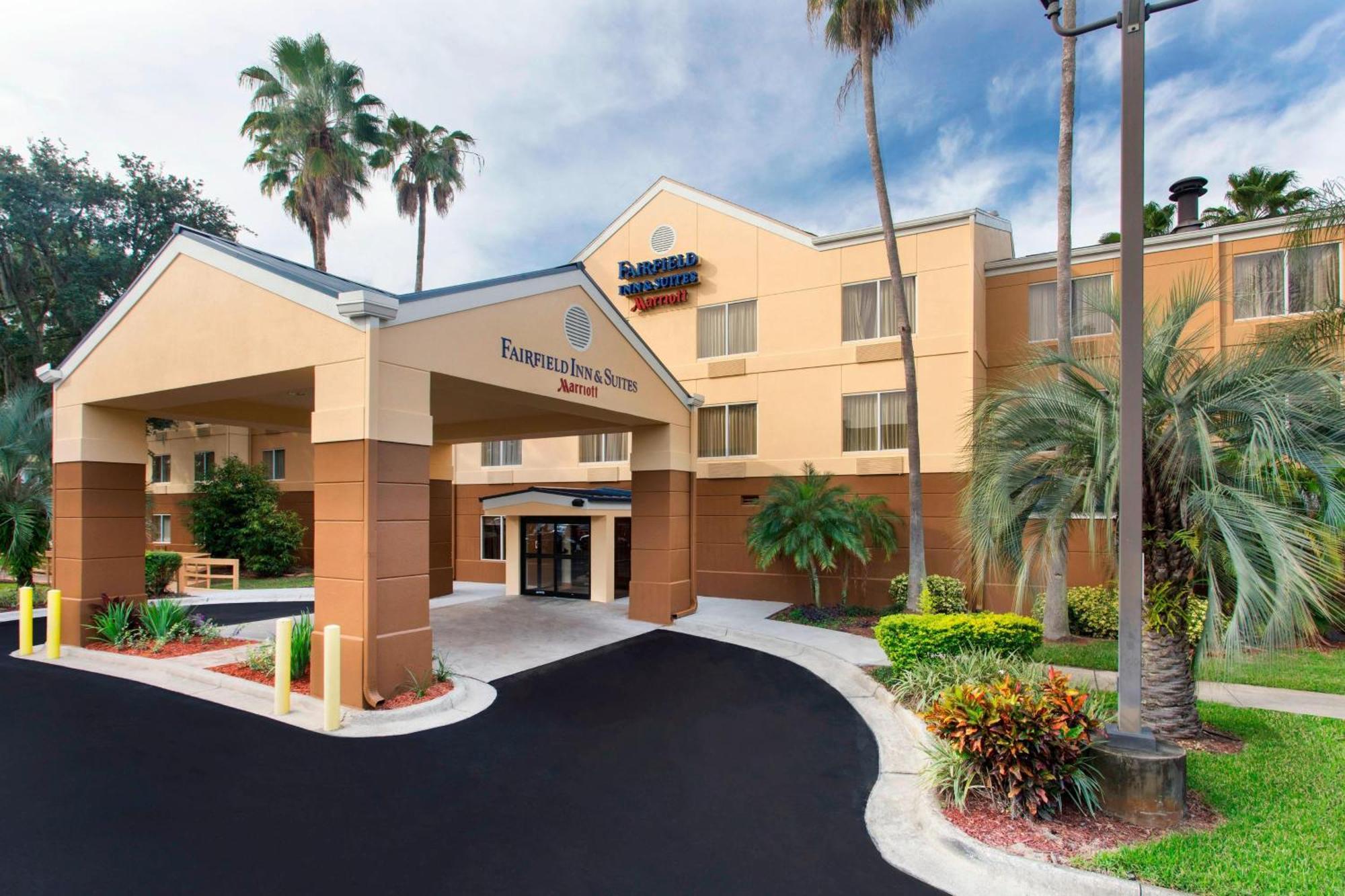 Hotel Fairfield And By Marriott Tampa Brandon